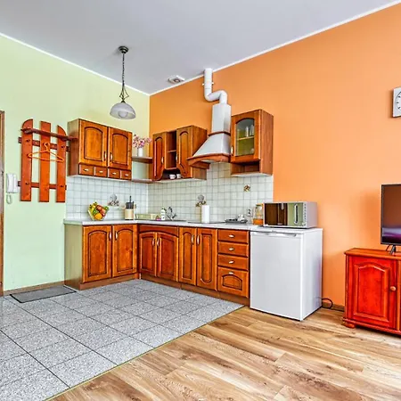 Jozefina Four One - 5d *