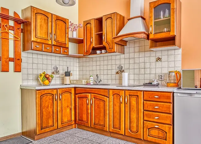 Jozefina Four One - 5d Apartment